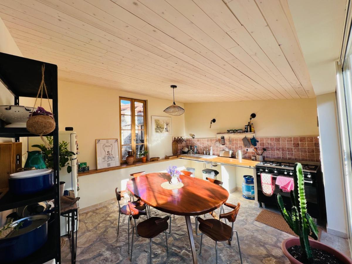 Penthouse Studio Privee Couple Ou Famille- La Maison Searle A Tourtour Exteriör bild